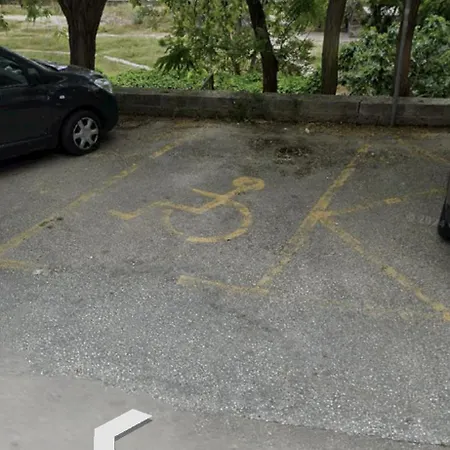 Centar 1 Private With Ensuite And Kitchenette Apartmán