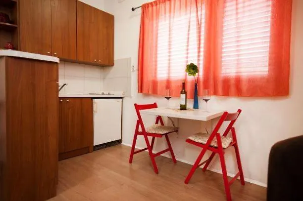 Apartman Centar 1 Private With Ensuite And Kitchenette Split