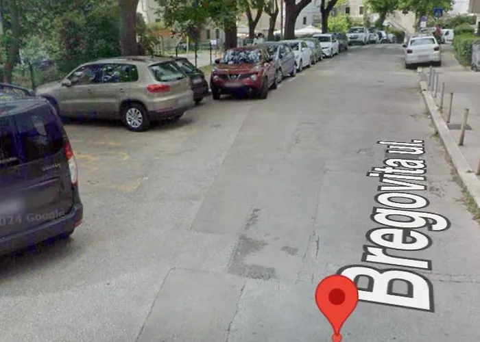 Apartman Centar 1 Private With Ensuite And Kitchenette